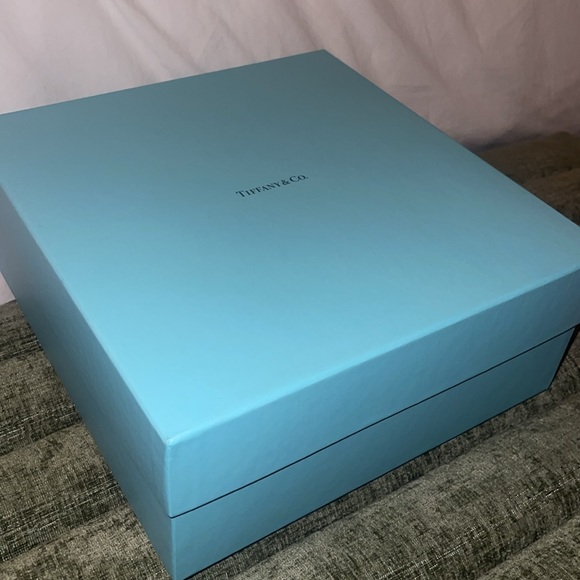 Tiffany and Co Box - Picture 3 of 3